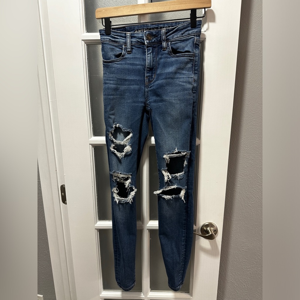 American Eagle Hi-Rise Distressed Jeggings - Picture 2 of 16